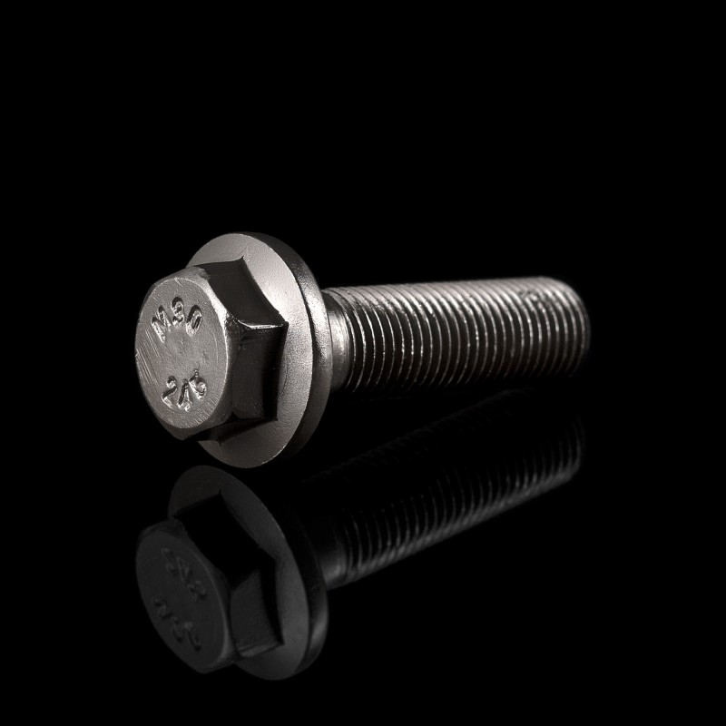 Болт маховика M3000-1005303