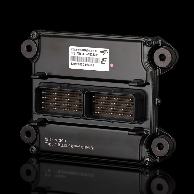 Блок управления двигателем Блок управления двигателем