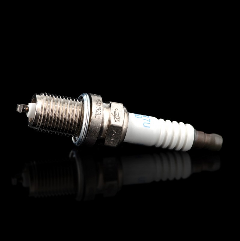 Свеча зажигания NGK IFR7U 4D  
