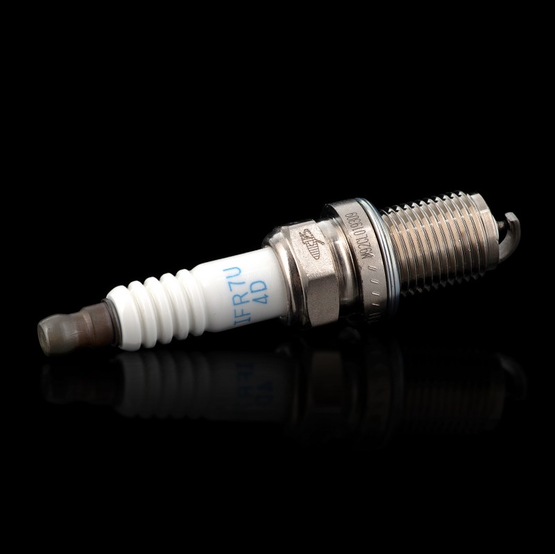 Свеча зажигания NGK IFR7U 4D  