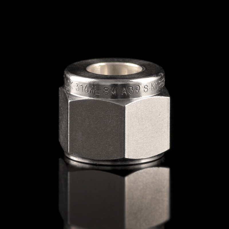 Гайка фитинга из нержавеющей стали 8мм Гайка фитинга из нержавеющей стали 8мм
