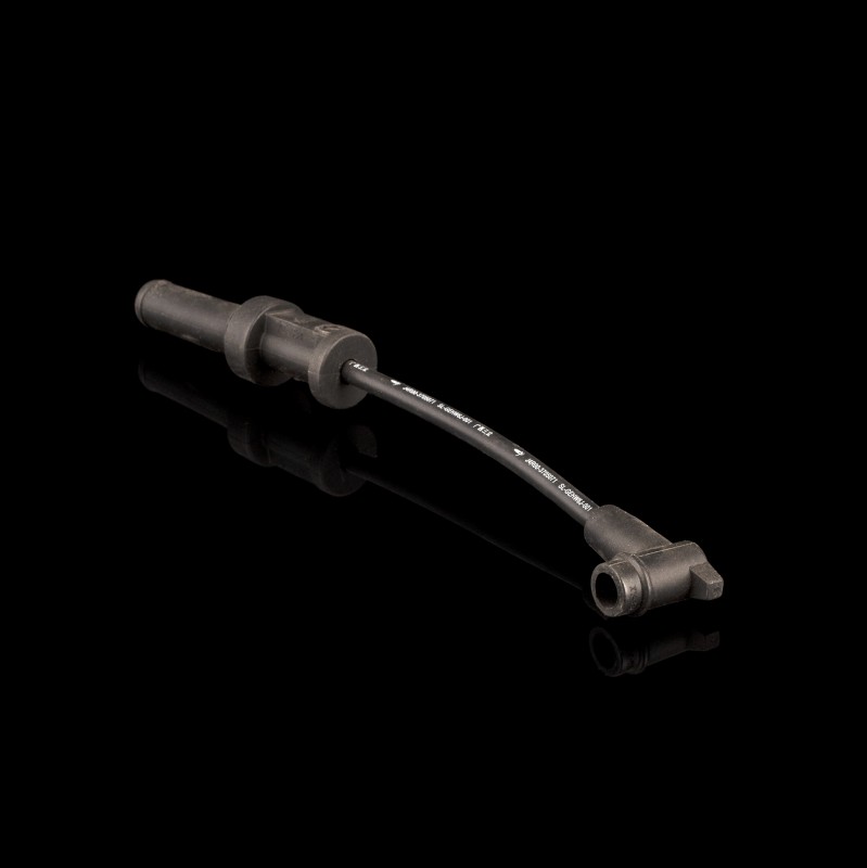 Провод высоковольтный J4R00-3705071