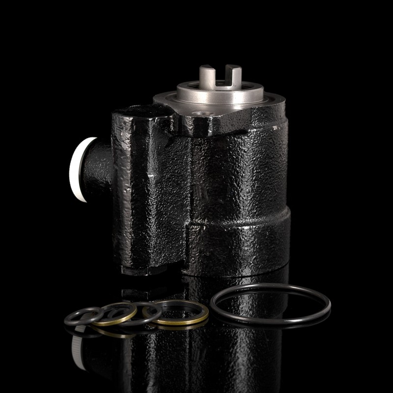 Насос ГУР L38DB-3407100