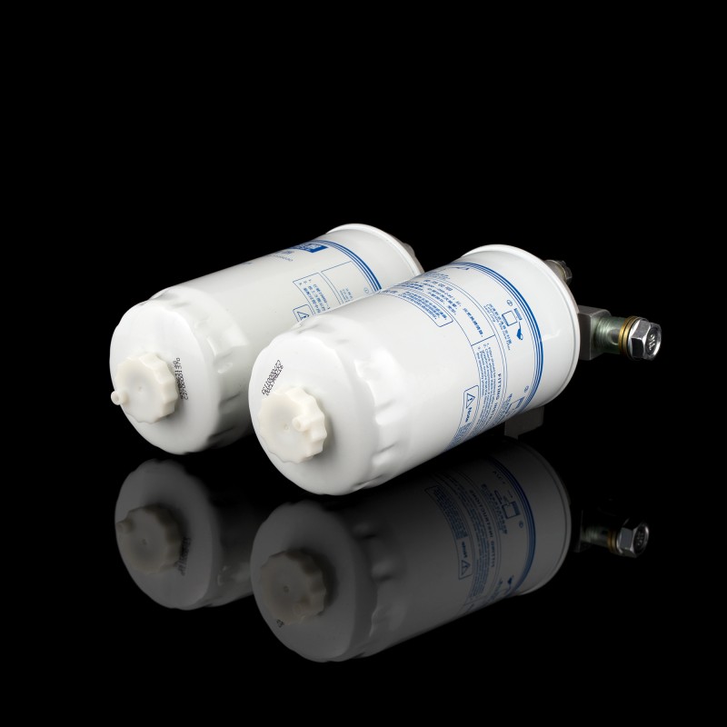 Фильтр топливный в сборе с кронштейном (2 шт. в к-те) Фильтр топливный в сборе с кронштейном (2 шт. в к-те)