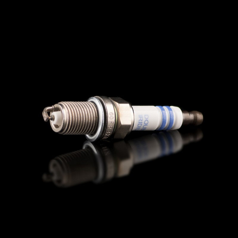 Свеча зажигания 1000450457