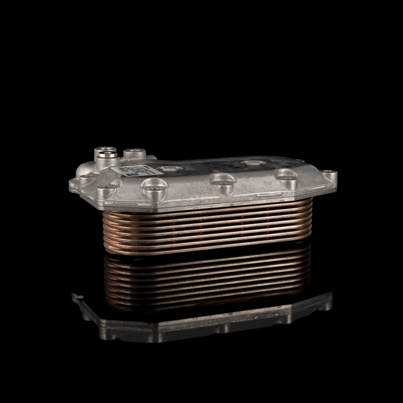 Радиатор фильтра масляного A9061801665 Радиатор фильтра масляного A9061801665