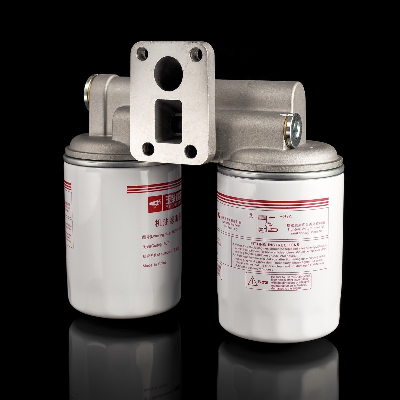 Фильтр масляный с кронштейном