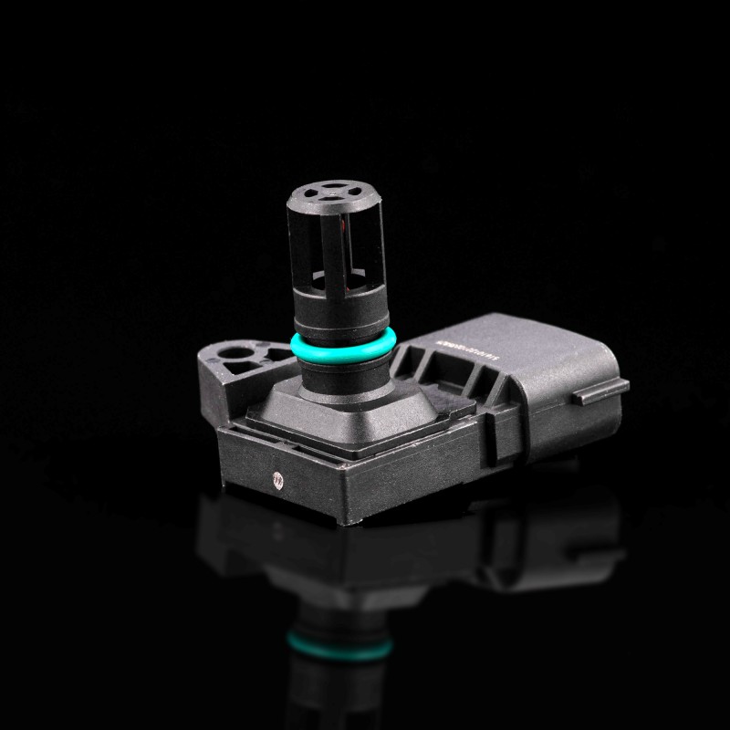 Датчик давления воздуха на впуске  J3D00-3823140