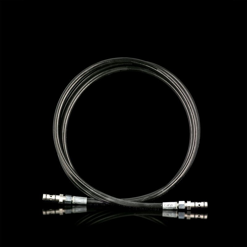 Шланг заправочный полиамидный с двумя заправочными головками для АГНКС, длина шланга 4000±150мм