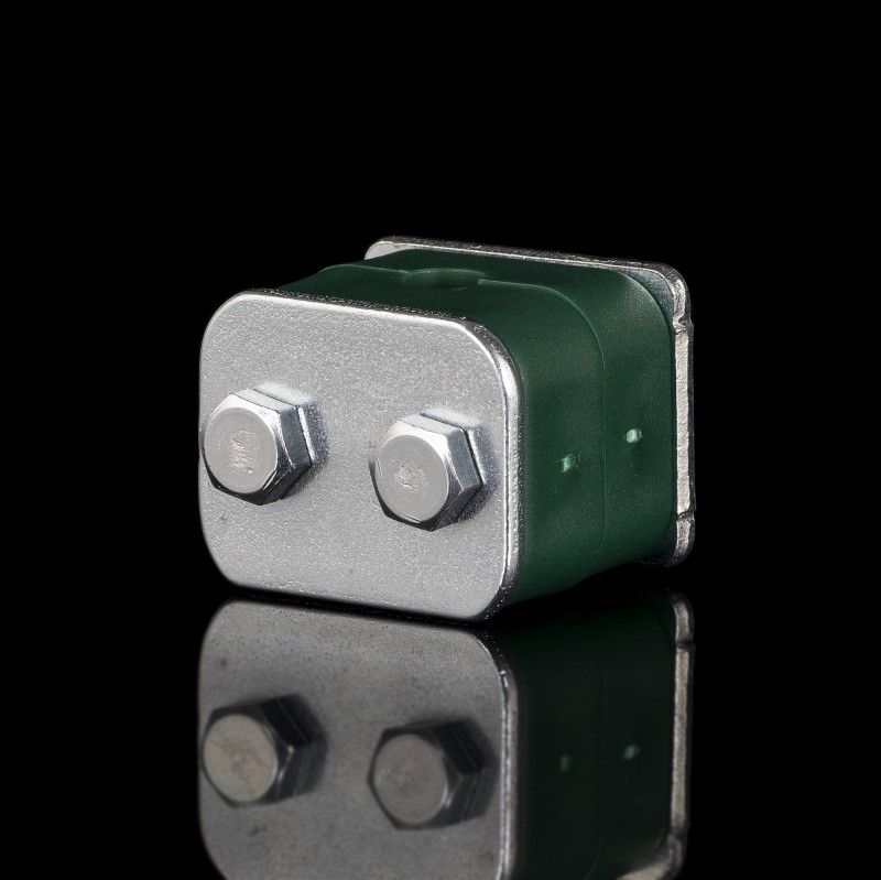 Зажим легкой серии на 2х болтах 8мм корпус из полипропилена Зажим легкой серии на 2х болтах 8мм корпус из полипропилена