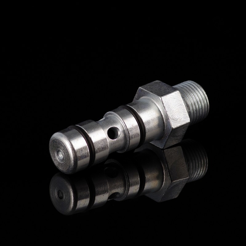 Головка заправочная под гайку М18х15, наружный диаметр 18  