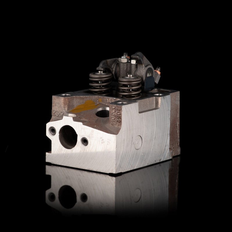 Головка цилиндра 820.52-1003010 Головка цилиндра 820.52-1003010