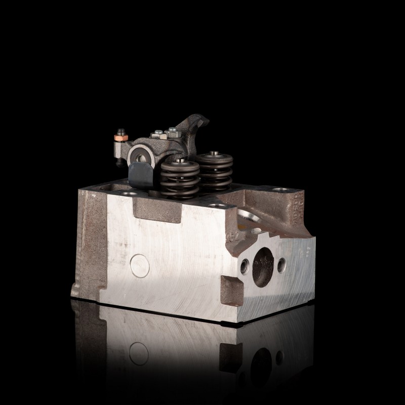 Головка цилиндра 820.52-1003010 Головка цилиндра 820.52-1003010