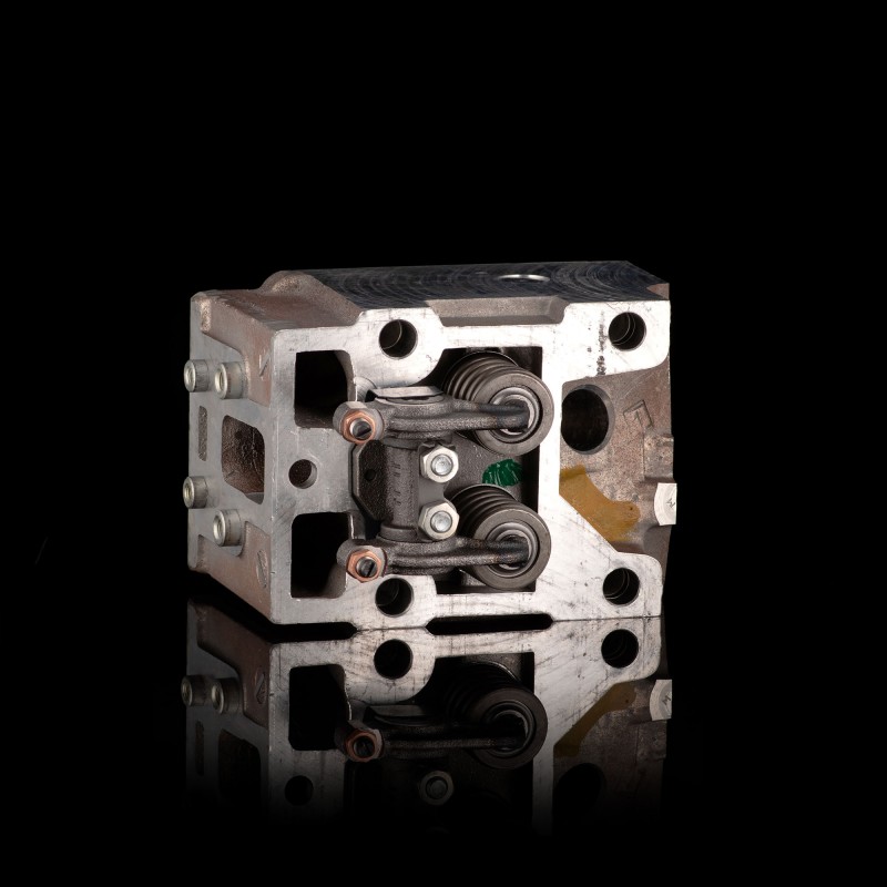 Головка цилиндра 820.52-1003010 Головка цилиндра 820.52-1003010