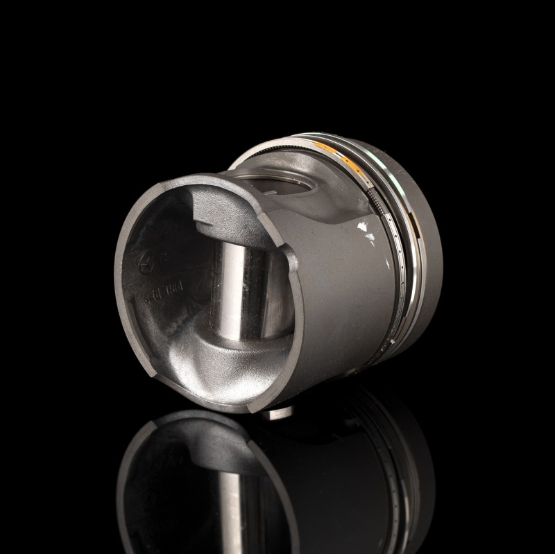 Поршень A9060304217 Поршень A9060304217