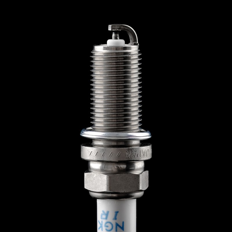 Свеча зажигания 202V25923-0005 Свеча зажигания 202V25923-0005