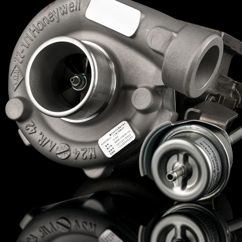 Турбокомпрессор (нагнетатель) D4DD8-1118100-135