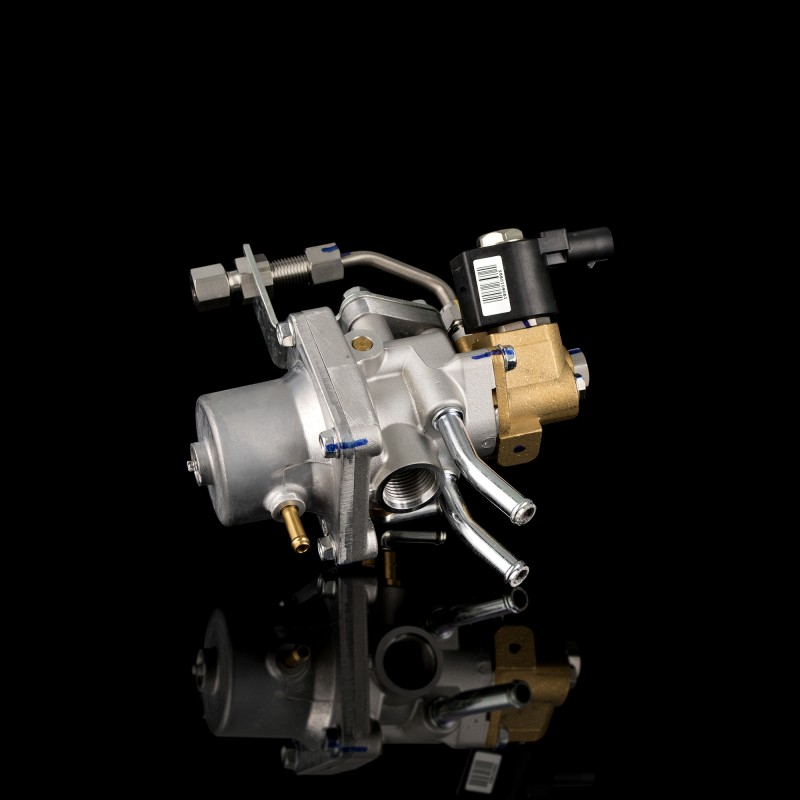 Редуктор газовый высокого давления J3C00-1113240C-P26